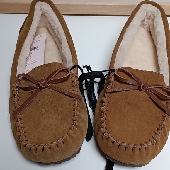 NWT Joyspun Women's Genuine Suede Tan Moccasin Loafer Size 6 - Picture 4 of 10